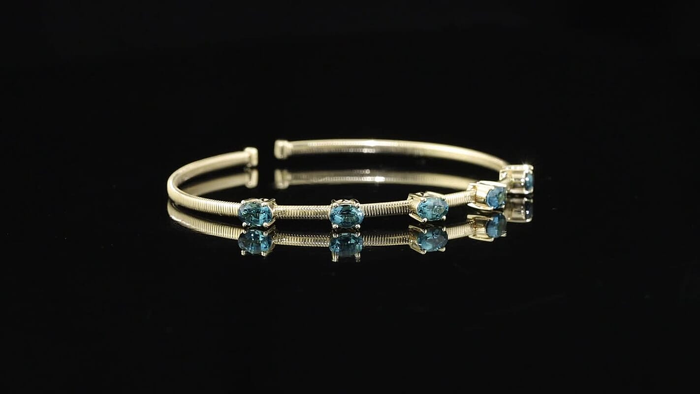 Doorbuster Luxoro Premium Monte Belo Indicolite 2.35 ctw Bangle Bracelet in 10K Yellow Gold (7.25 In)