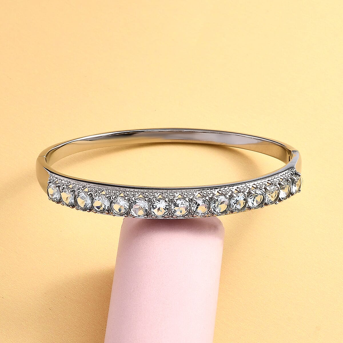 Sky Blue Topaz Bangle Bracelet in Stainless Steel (7.25 In) 9.15 ctw image number 1