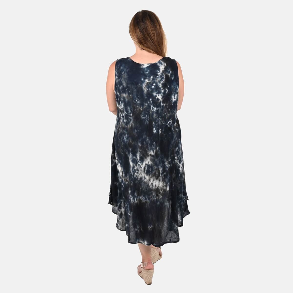 Tamsy Black and White Tie Dye Print Umbrella Dress (One Size Plus) image number 1