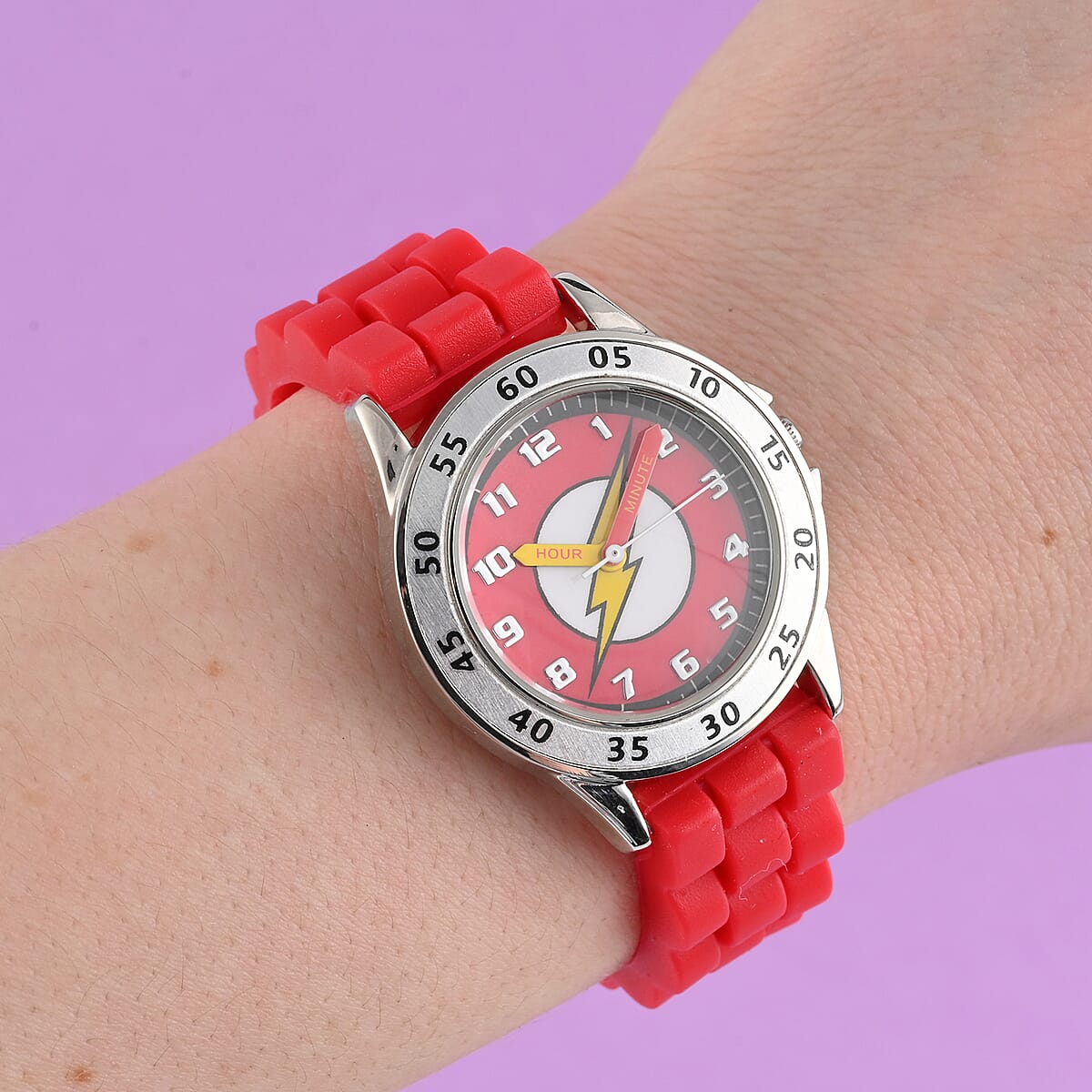 DISNEY Japanese Movement Flash Watch in Red (40mm) image number 1