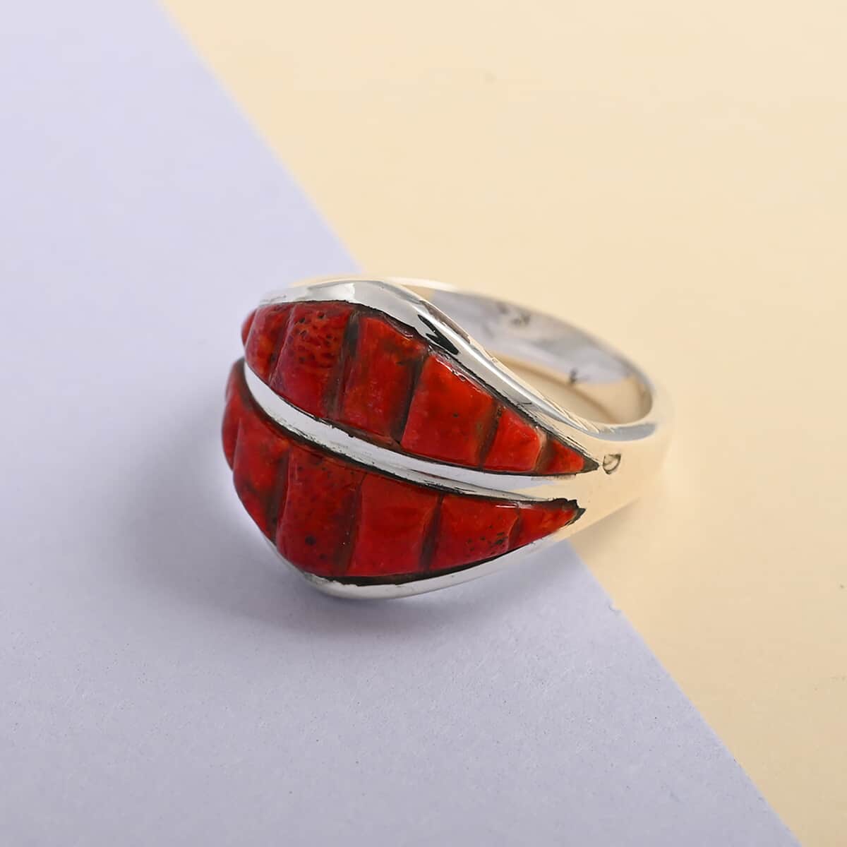 SANTA FE Style Red Coral Ring in Sterling Silver (Size 9.0) image number 1