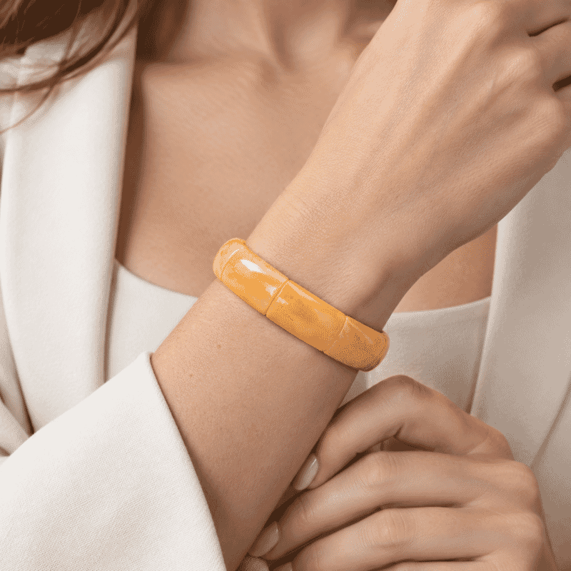 Yellow Jade 432.00 ctw Bridge Stretch Bracelet (6-7In)