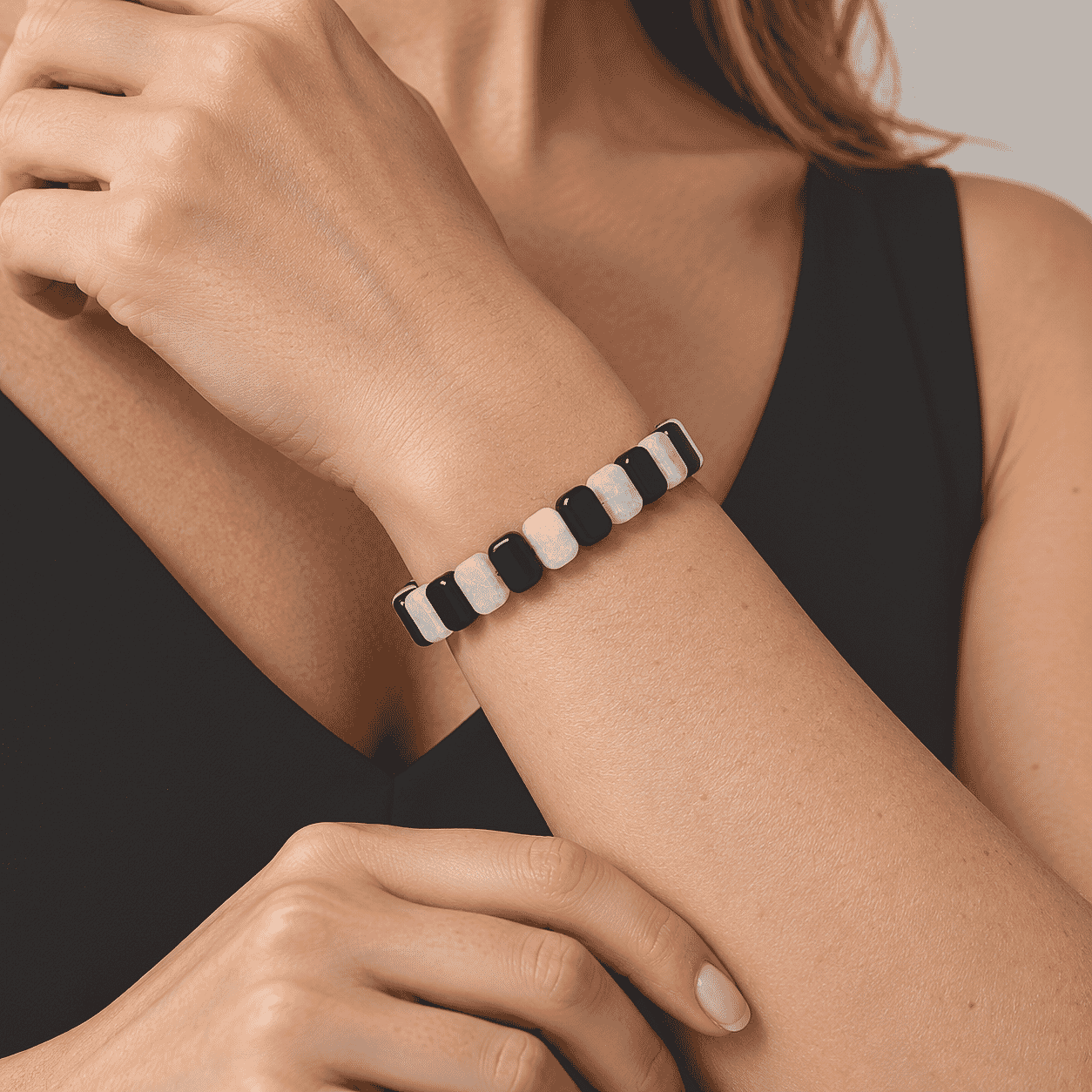 Black and White Jasper 124.00 ctw Square Stretch Bracelet (6-7In)