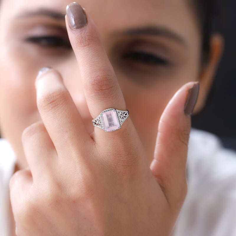 D'Joy Galilea Rose Quartz 3.40 ctw Solitaire Ring in Platinum Over Sterling Silver (Size 7.0)