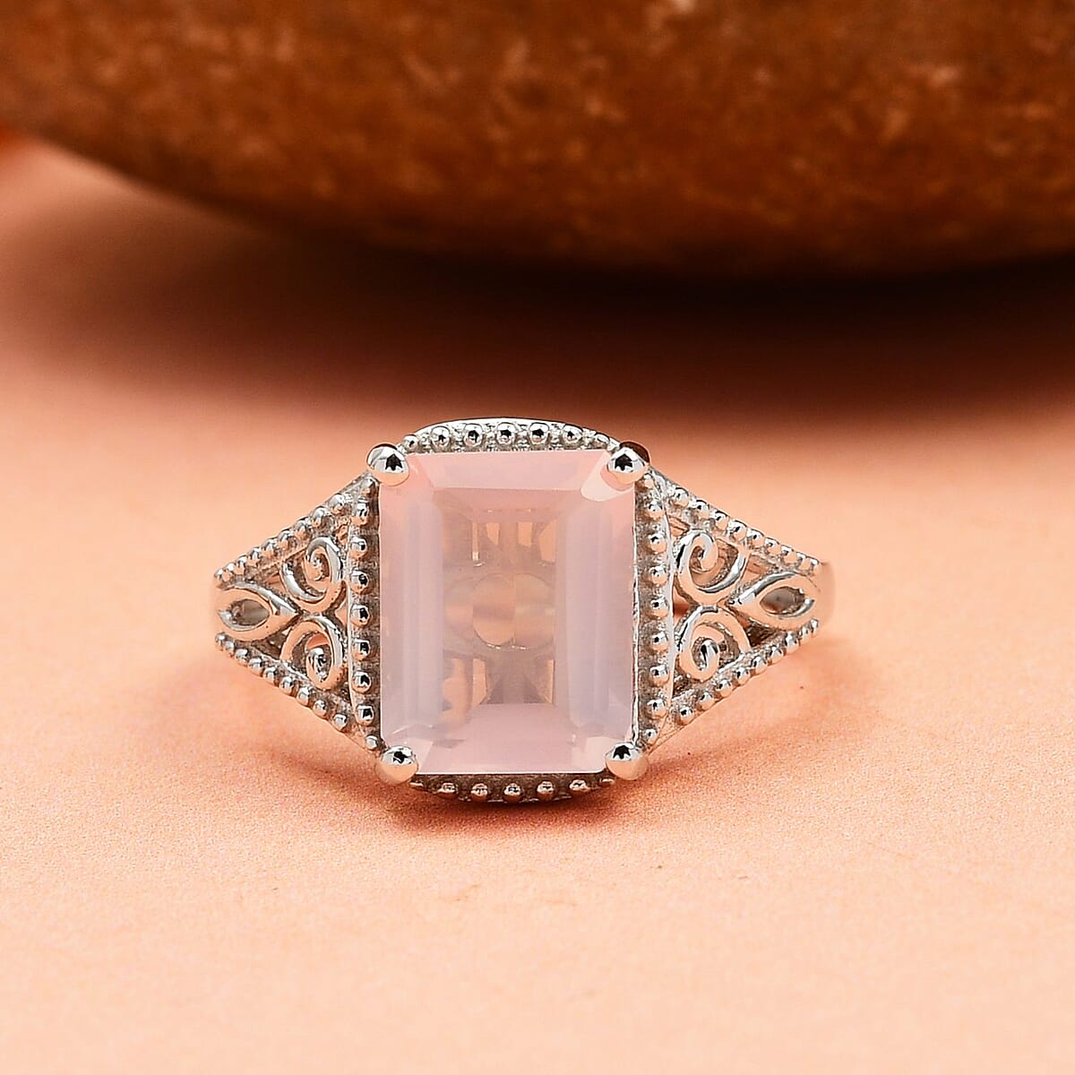 Galilea Rose Quartz Solitaire Ring in Platinum Over Sterling Silver (Size 8.0) 3.40 ctw image number 4