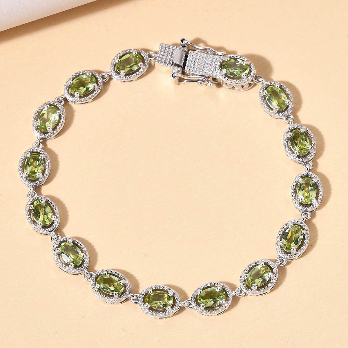 Peridot Bracelet in Platinum Over Sterling Silver (7.25 In) 11.15 Grams 7.65 ctw image number 4