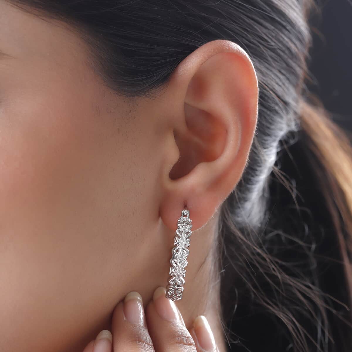 KARIS Hoop Earrings in Platinum Bond image number 2