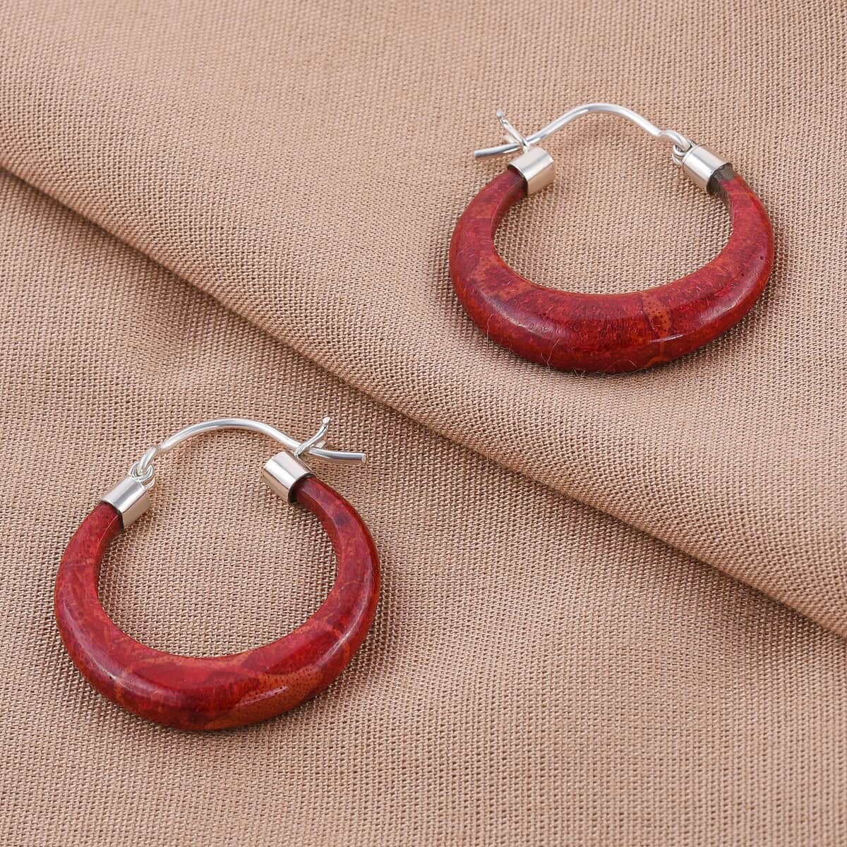 Sponge Coral Crescent Moon Hoop Earrings in Sterling Silver image number 1