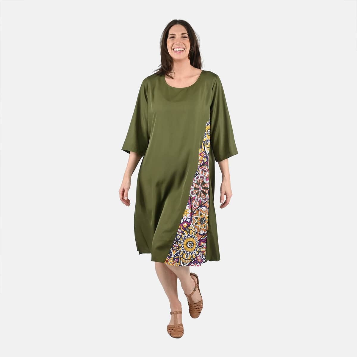 Tamsy Green Side Patchwork Midi Dress - One Size Plus image number 0