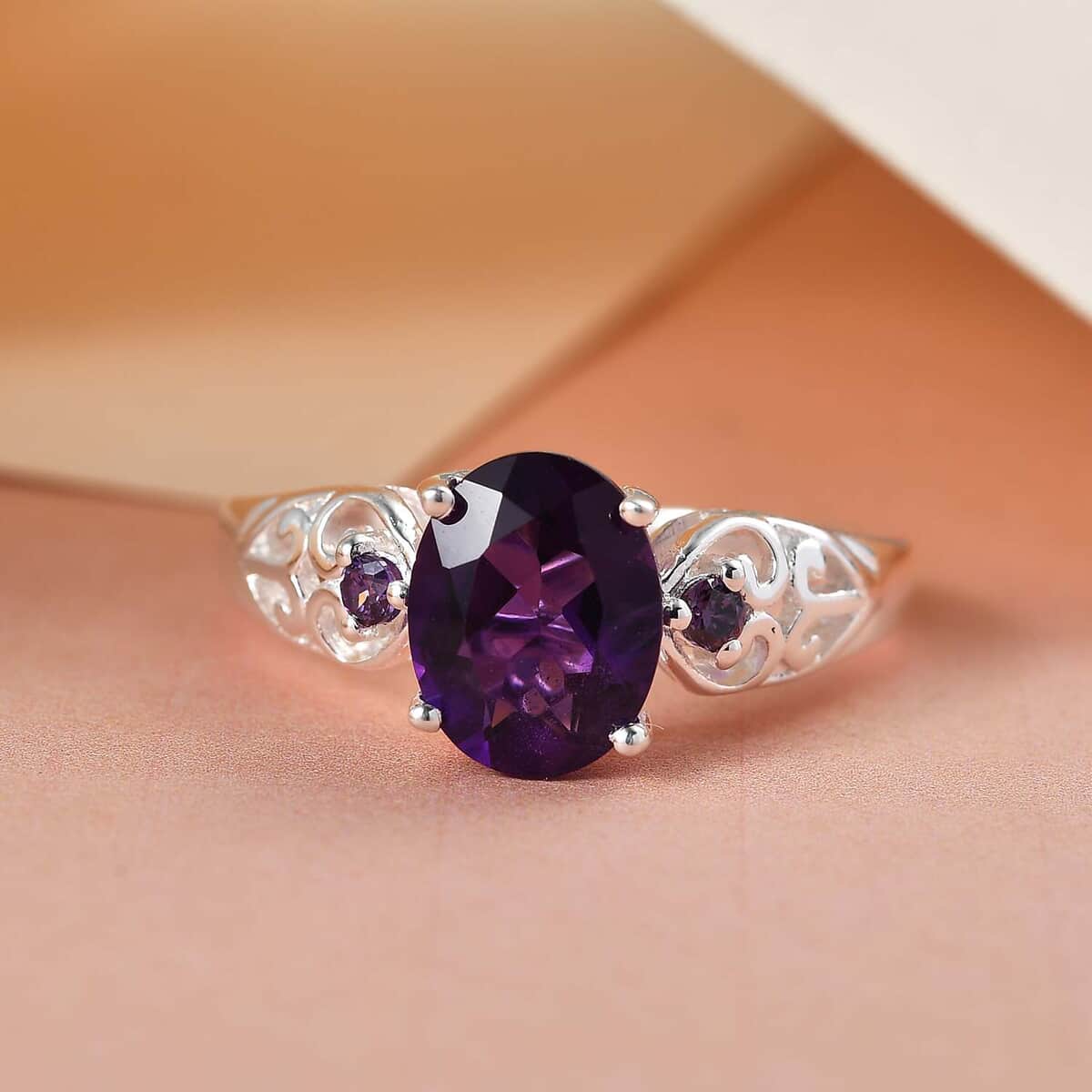 Amethyst and Simulated Amethyst Diamond Ring in Sterling Silver (Size 9.0) 1.75 ctw image number 4