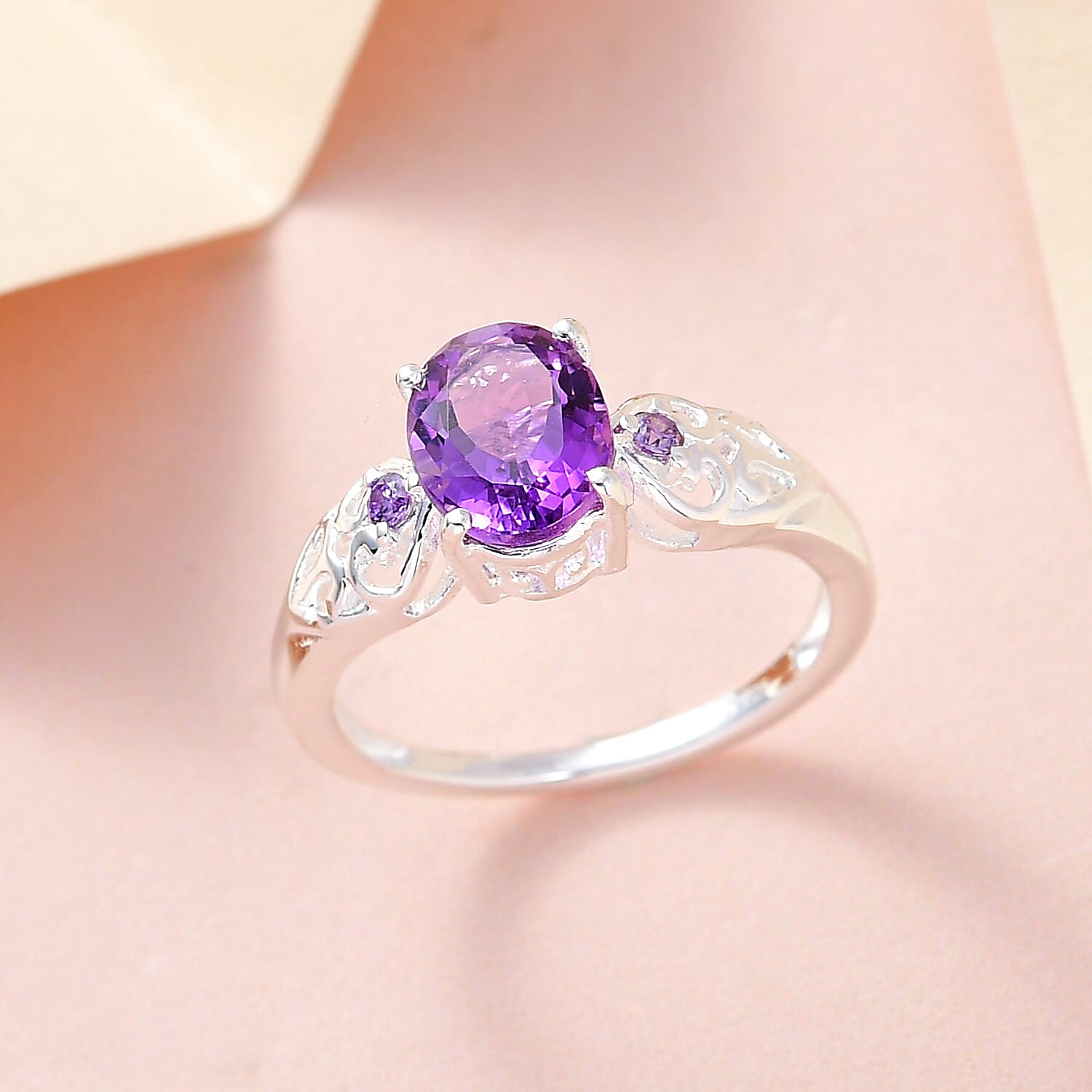 D'Joy Amethyst and Simulated Amethyst Diamond 1.80 ctw Ring in Sterling Silver (Size 7.0)