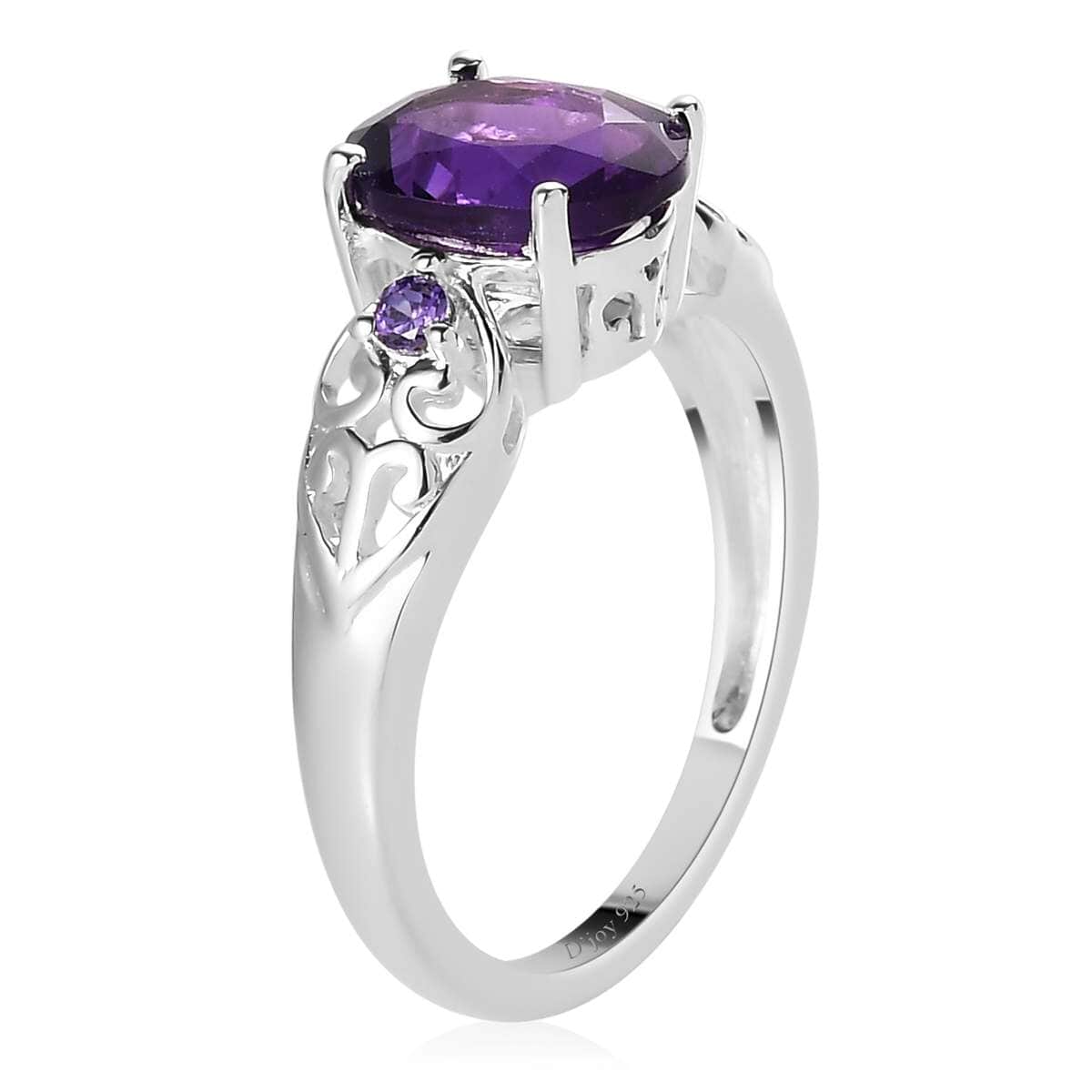 Amethyst and Simulated Amethyst Diamond 1.80 ctw Ring in Sterling Silver (Size 7.0) image number 6