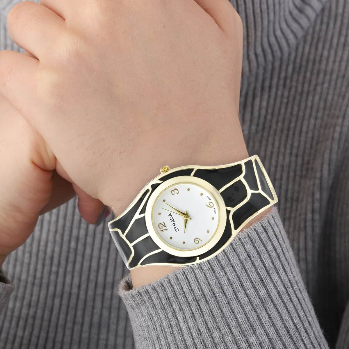 STRADA Black Enameled Japanese Movement Watch in Goldtone Strap (29.50mm) (7.0-7.75 Inch) image number 2