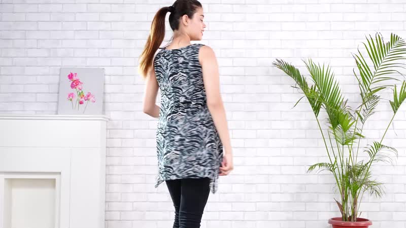 TAMSY Black Chiffon Screen Printed Top - S