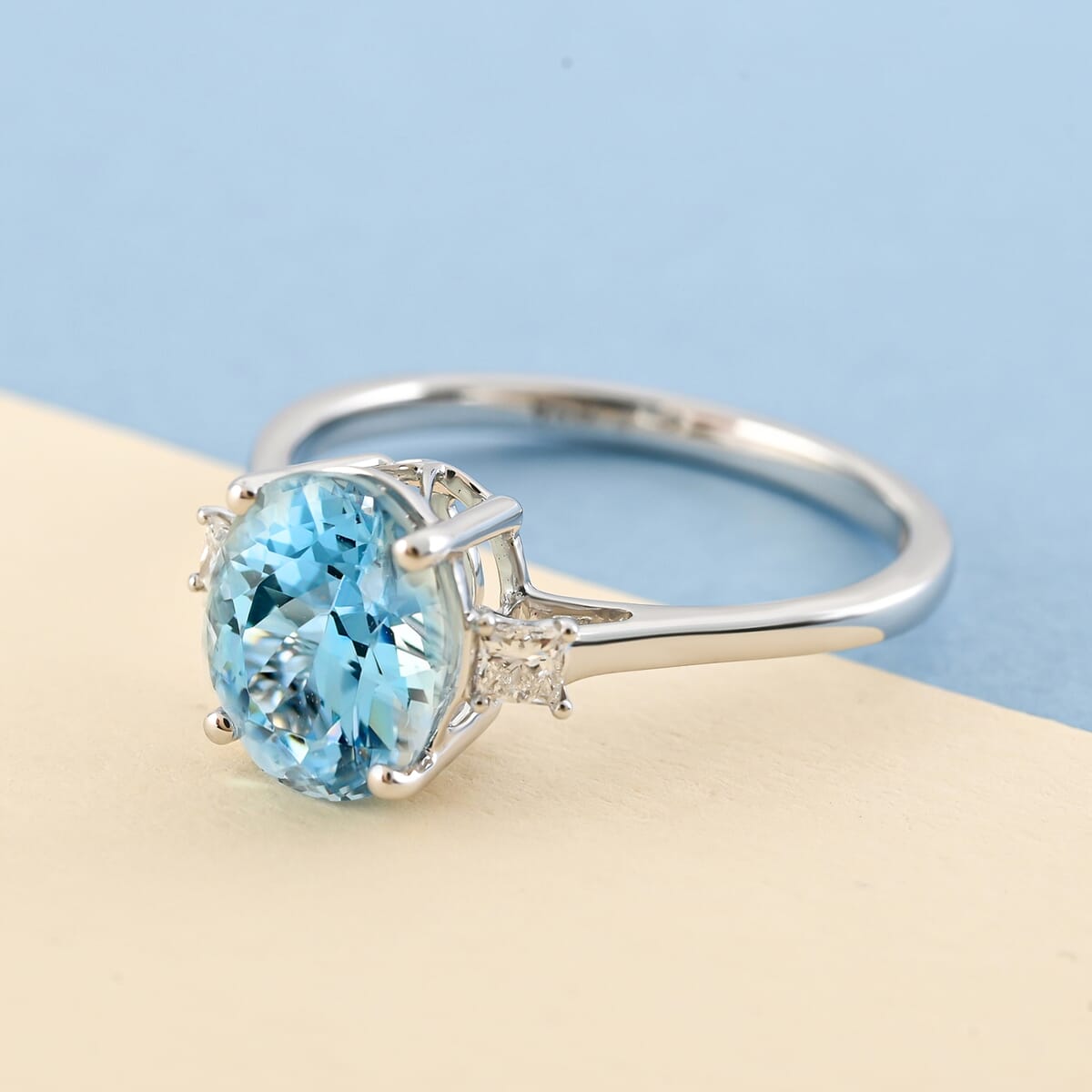 Certified & Appraised Iliana AAA Santa Maria Aquamarine and G-H SI Diamond 2.00 ctw Ring in 18K White Gold (Size 8.0) 2.35 Grams image number 1