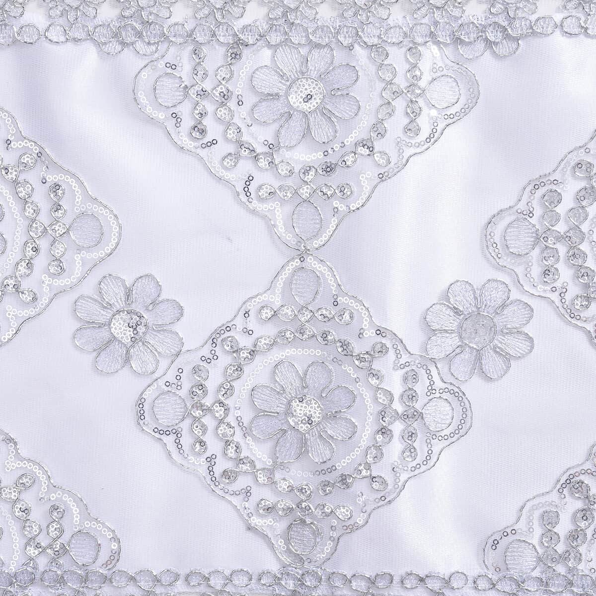 Homesmart White and Silver Floral Pattern Polyester Lace Table Runner image number 3