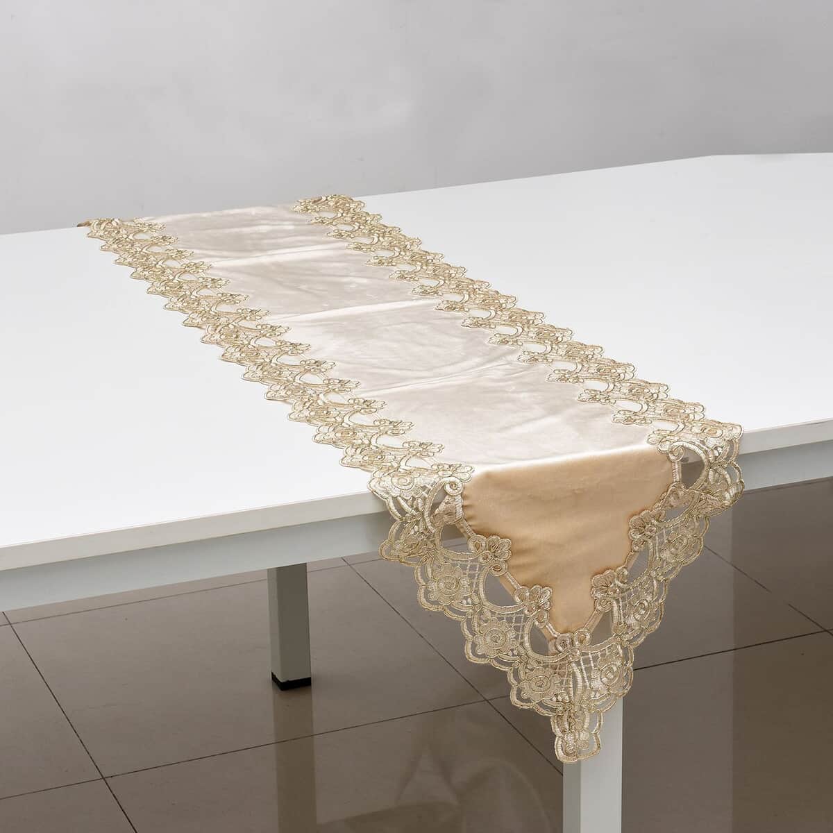 Homesmart Khaki Elegant Damask Pattern Polyester & Velvety Table Runner with Gold Lace Border image number 0