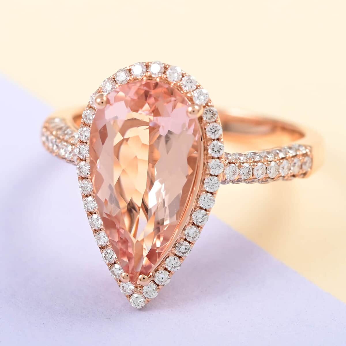 Certified & Appraised ILIANA 18K Rose Gold AAA Marropino Morganite and G-H SI Diamond Halo Ring 4.66 Grams 3.90 ctw image number 1