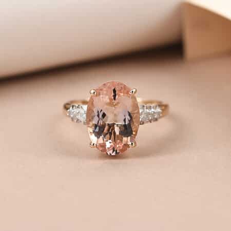 Luxoro 14K Yellow Gold AAA Marropino Morganite and G-H I3 Diamond Ring (Size 9.0) 5.50 ctw image number 1