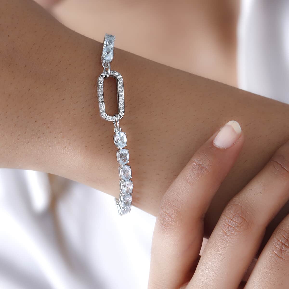 Sky Blue Topaz and White Zircon Bracelet in Platinum Over Sterling Silver (6.50 In) 13.15 ctw image number 2