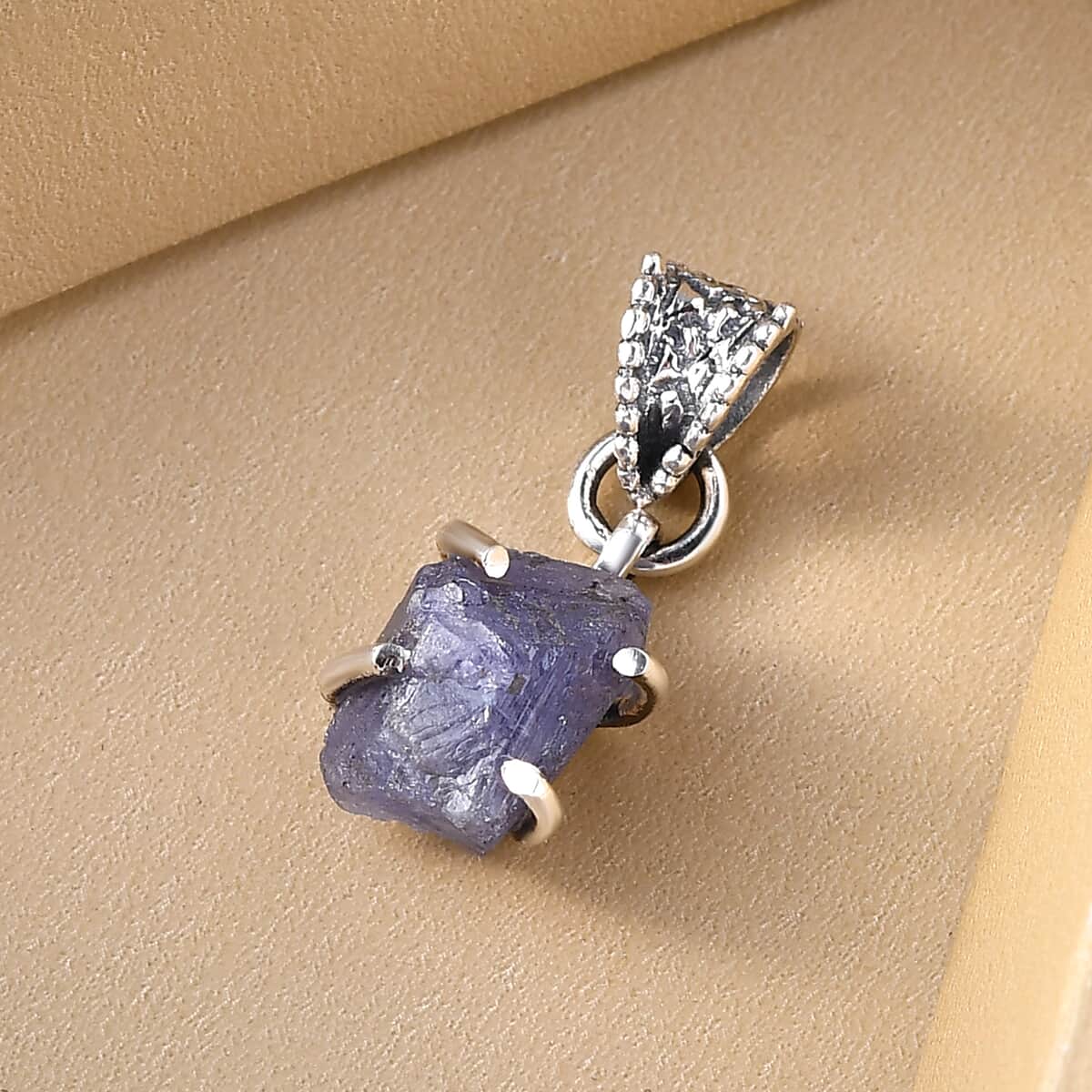 Artisan Crafted Rough Cut Tanzanite Pendant in Sterling Silver 5.75 ctw image number 1