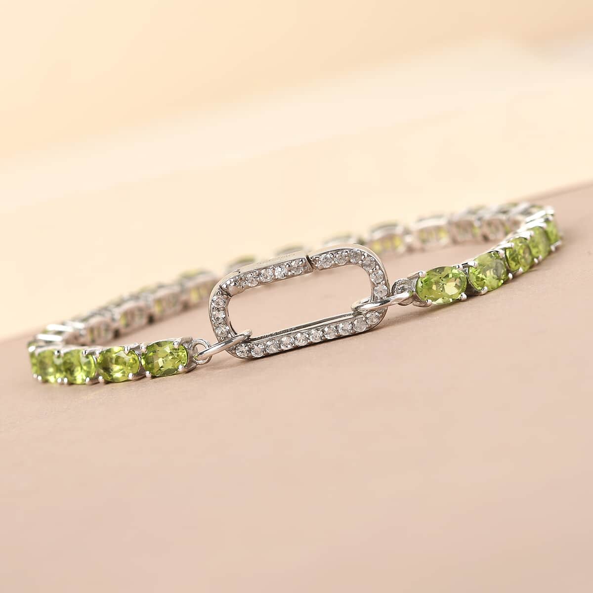 Peridot and White Zircon Fancy Bracelet in Platinum Over Sterling Silver (6.50 In) 12.25 ctw image number 4