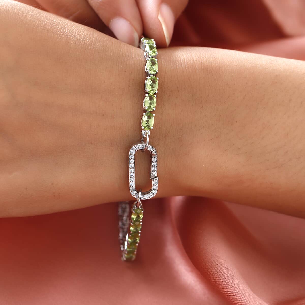 Peridot and Natural White Zircon Fancy Bracelet in Platinum Over Sterling Silver (8.00 In) 10 Grams 15.20 ctw image number 1