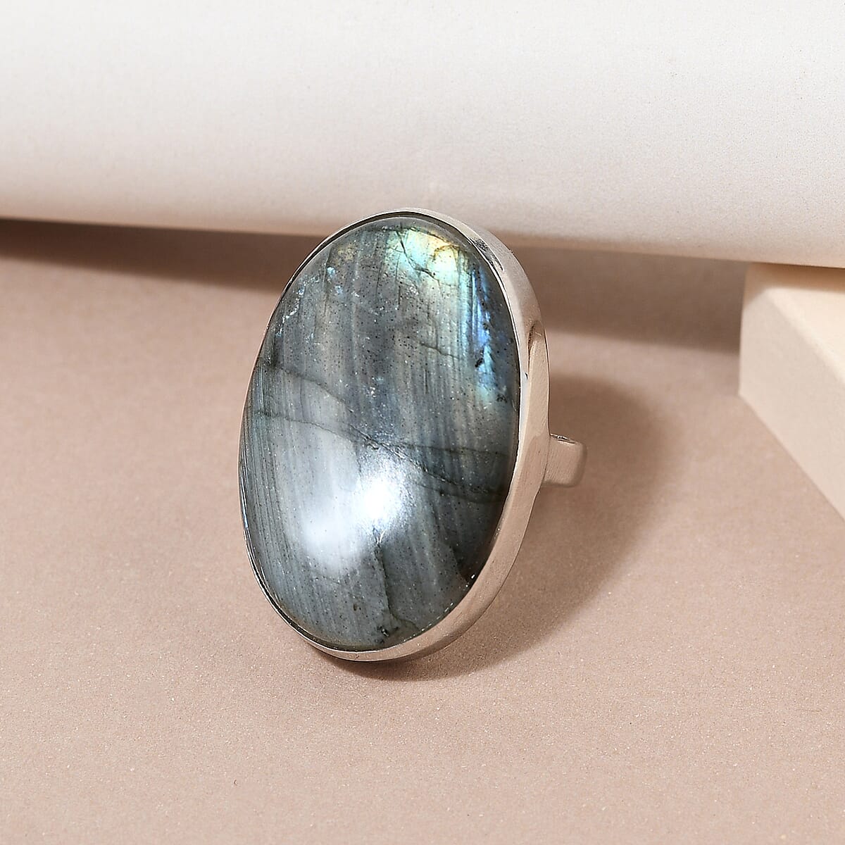 Malagasy Labradorite Solitaire Ring in Platinum Over Sterling Silver (Size 7.0) 34.65 ctw image number 1