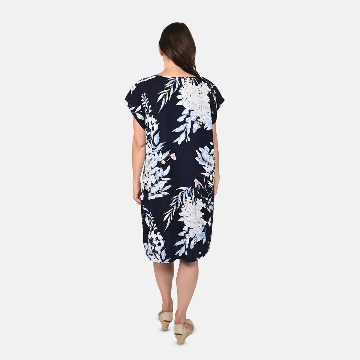Tamsy Navy Blue Tropical Floral Print Pattern Kaftan (One Size Fit Most) image number 1
