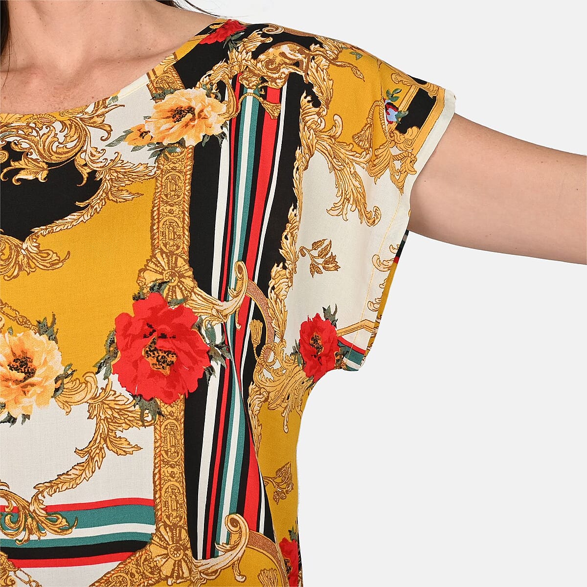 Tamsy Yellow with Red Vine and Floral Print Pattern Kaftan (One Size Fit Most) image number 4