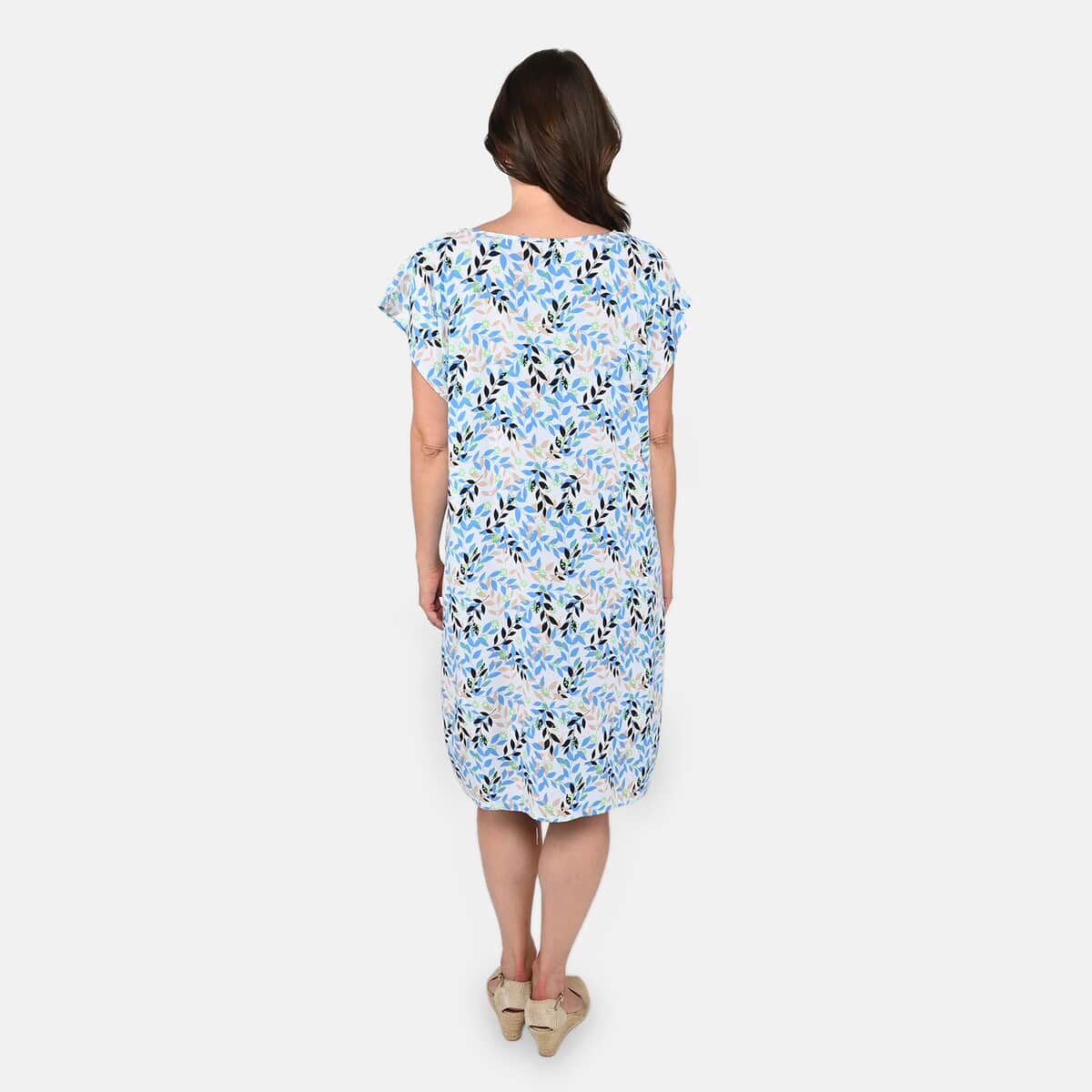Tamsy Blue Leaves Print Pattern Kaftan (One Size Fit Most) image number 1