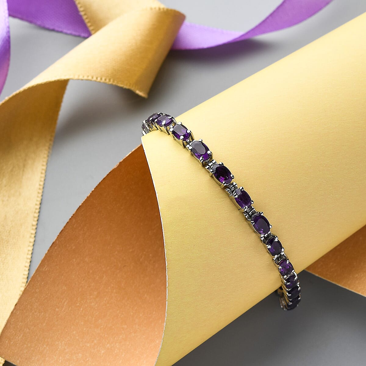 African Amethyst 9.30 ctw Bracelet in Stainless Steel (7.50 In) image number 1