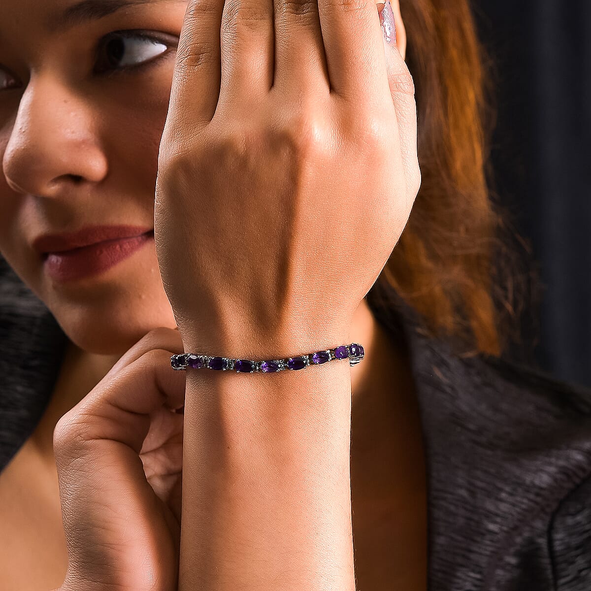 African Amethyst 10.15 ctw Bracelet in Stainless Steel (8.00 In) image number 2