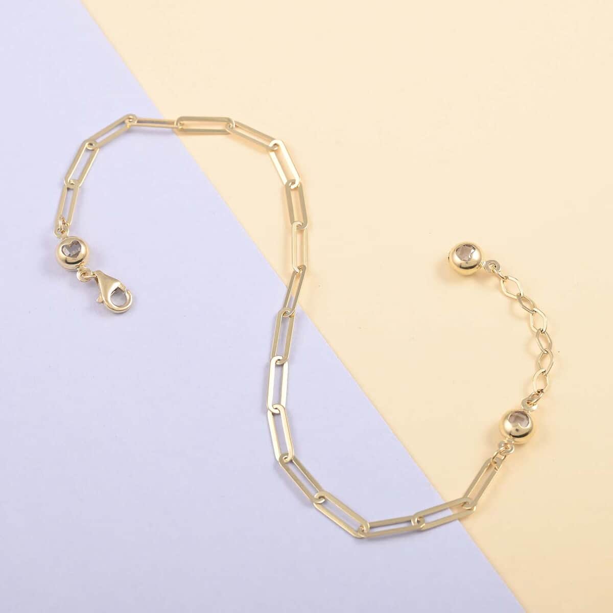 California Closeout Deal Italian 14K Yellow Gold Crystal 2.98mm Paperclip Chain Bracelet (7.50 In) 3.1 Grams image number 1