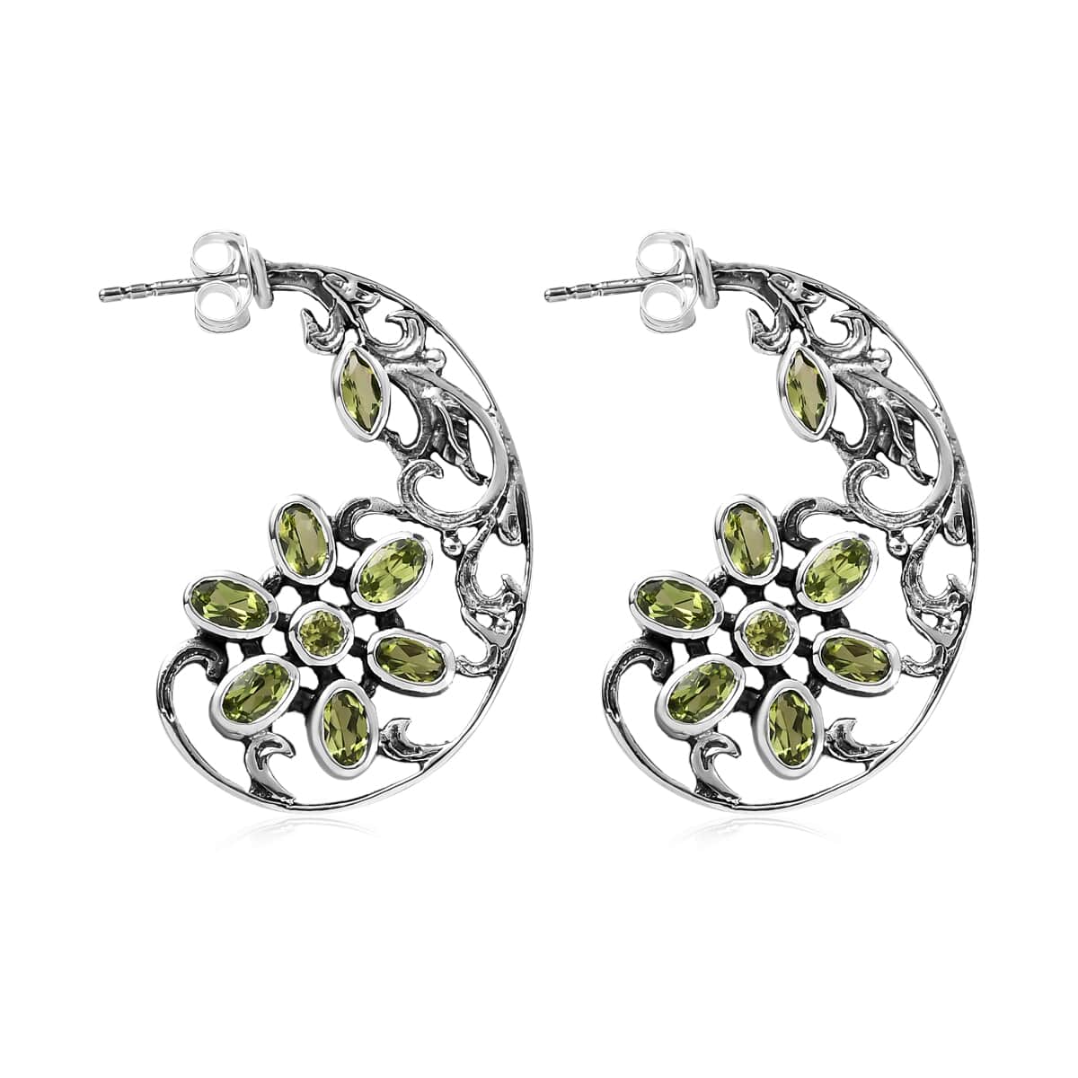 Artisan Crafted Arizona Peridot Floral Earrings in Sterling Silver 3.50 ctw image number 0