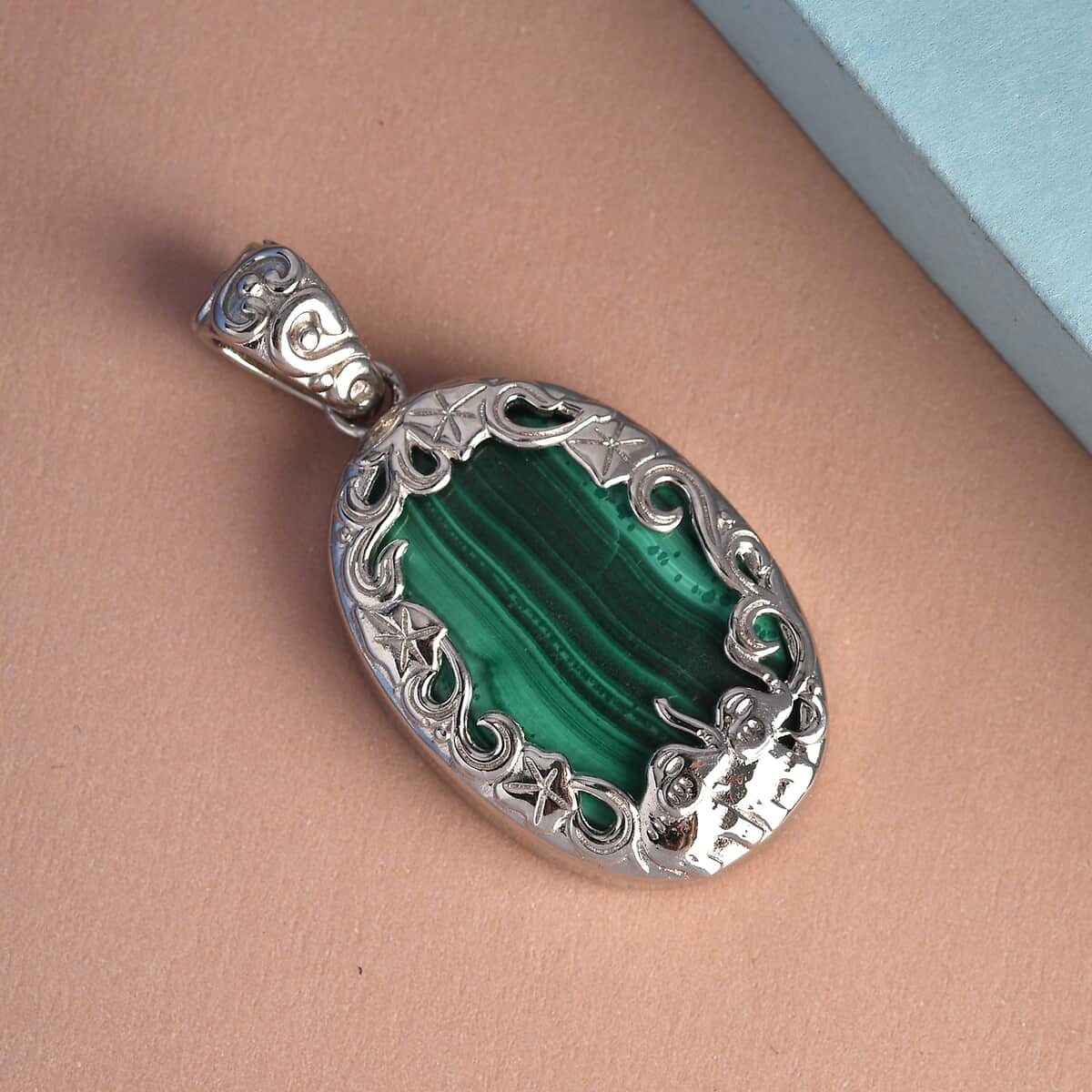 African Malachite Fancy Pendant in Platinum Over Copper with Magnet 28.35 ctw image number 1