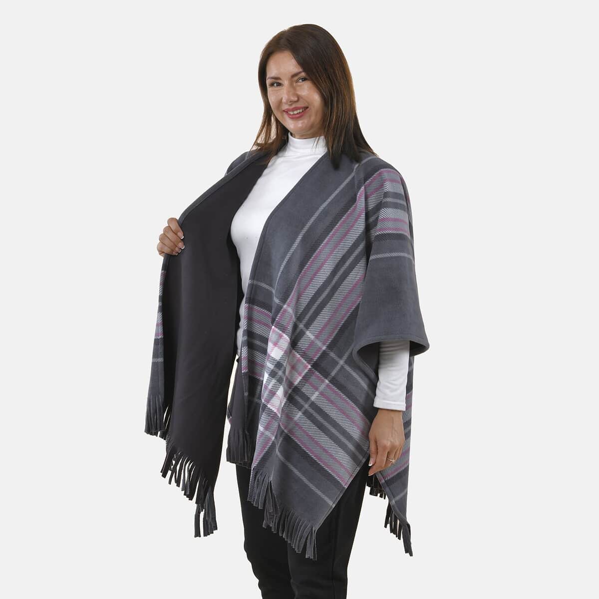 Tamsy Pink Stripe Plaid Pattern Double Knit Poncho with Fringe image number 3