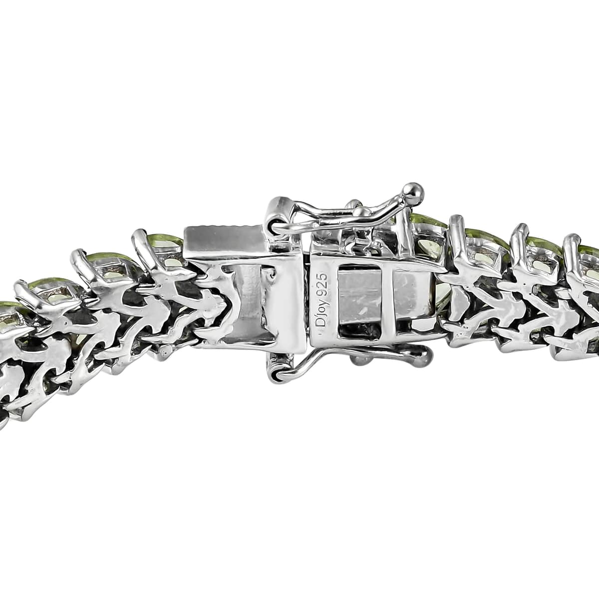 AMERICAN Natural Arizona Peridot 2 Row Tennis Bracelet in Platinum Over Sterling Silver (8.00 In) 21 Grams 17.25 ctw image number 3