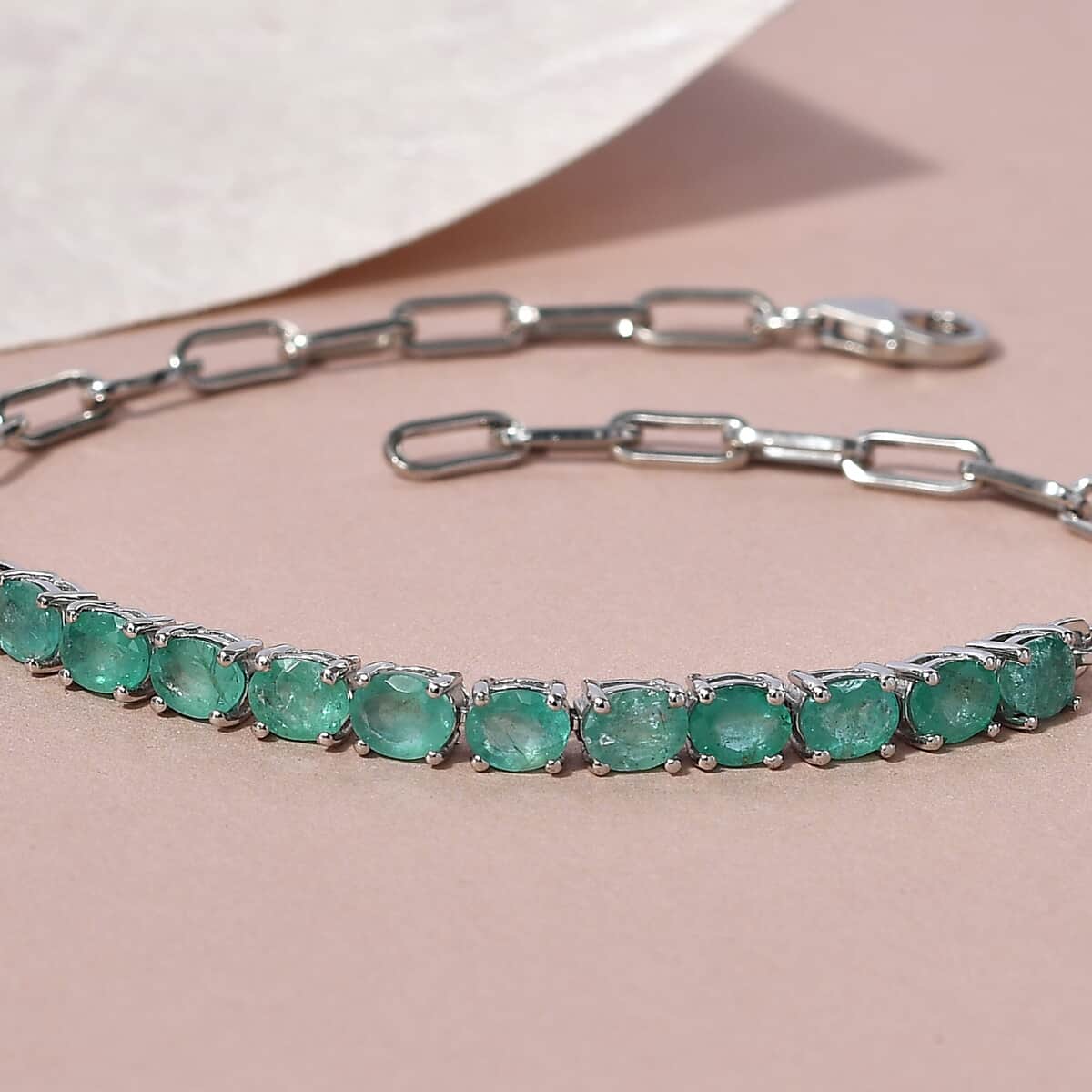 AAA Kagem Zambian Emerald Paper Clip Chain Bracelet in Platinum Over Sterling Silver (8.00 In) 3.50 ctw image number 1