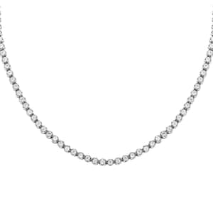 Row diamond V-shaped sterling silver necklace  Features. Light luxury.  Texture - Shop Isha Jewelry Necklaces - Pinkoi