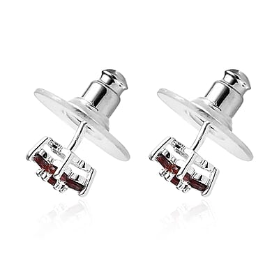 Mozambique Garnet Floral Stud Earrings in Sterling Silver 0.85 ctw