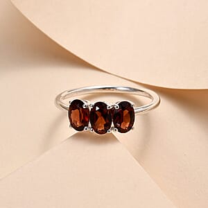 D'Joy Mozambique Garnet 1.75 ctw 3 Stone Ring in Sterling Silver (Size 9.0)