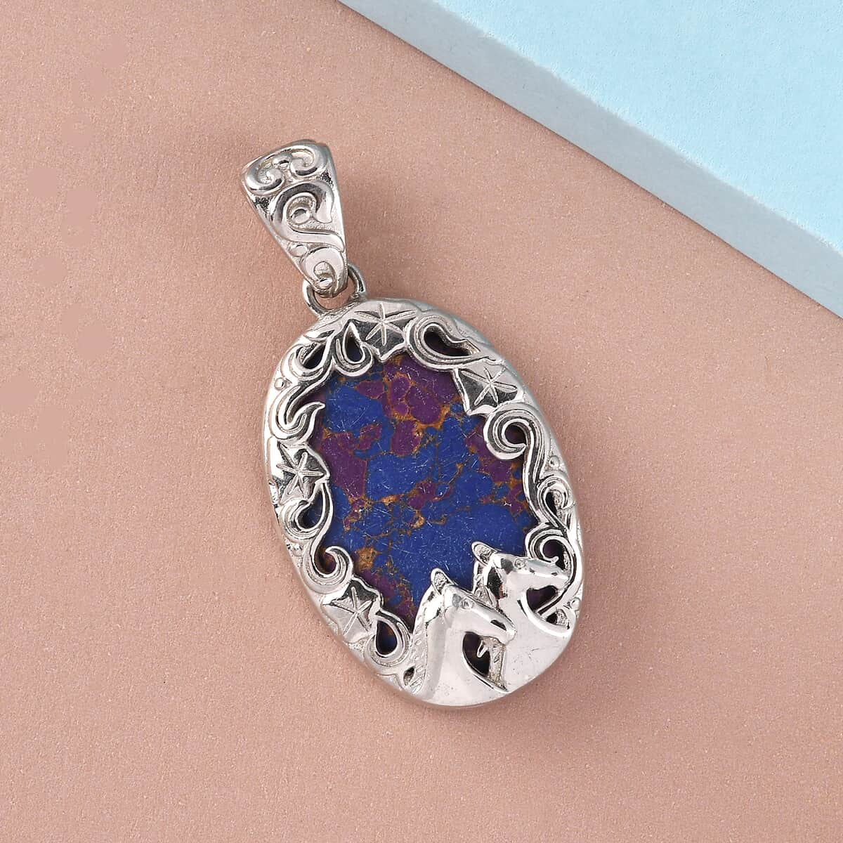 Mojave Purple Turquoise Solitaire Pendant in Platinum Over Copper with Magnet 27.00 ctw image number 1