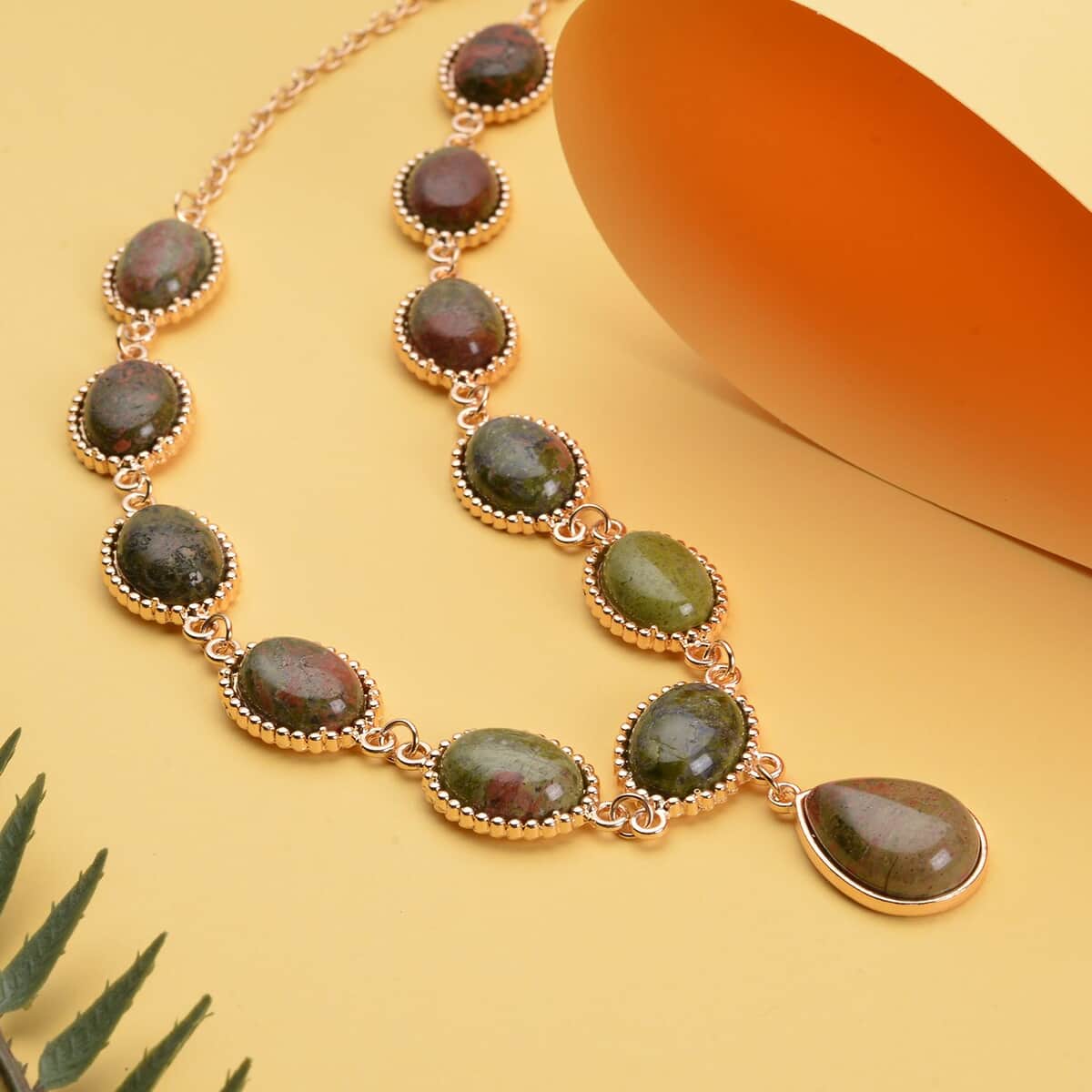 Unakite Pendant Necklace 18-20 Inches in Goldtone 150.00 ctw image number 1