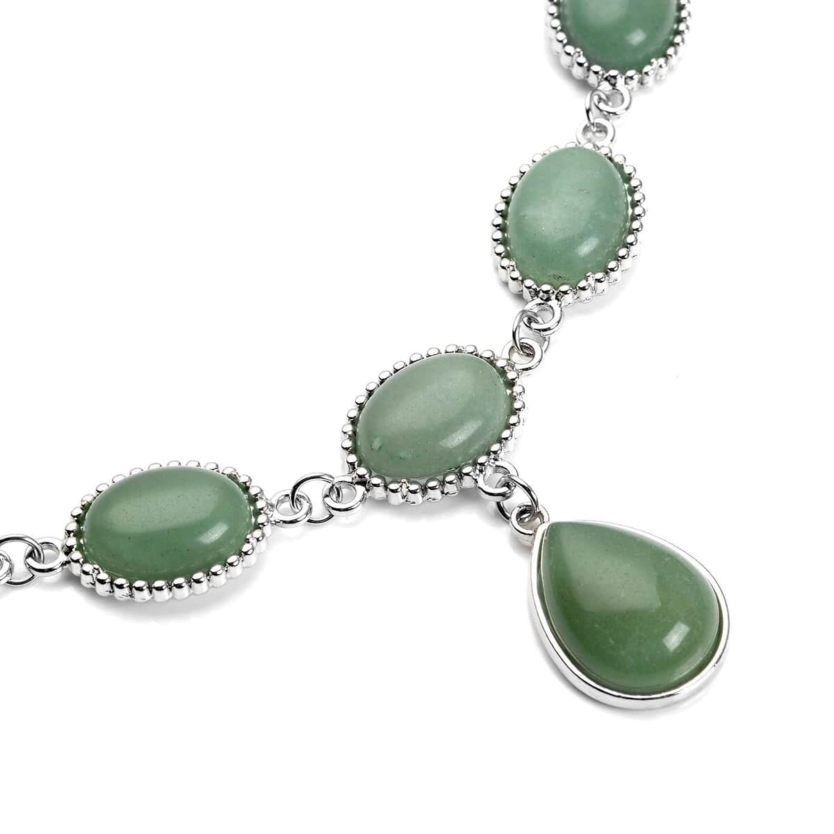 Green Aventurine Pendant Necklace 18-20 Inches in Silvertone 150.00 ctw image number 2