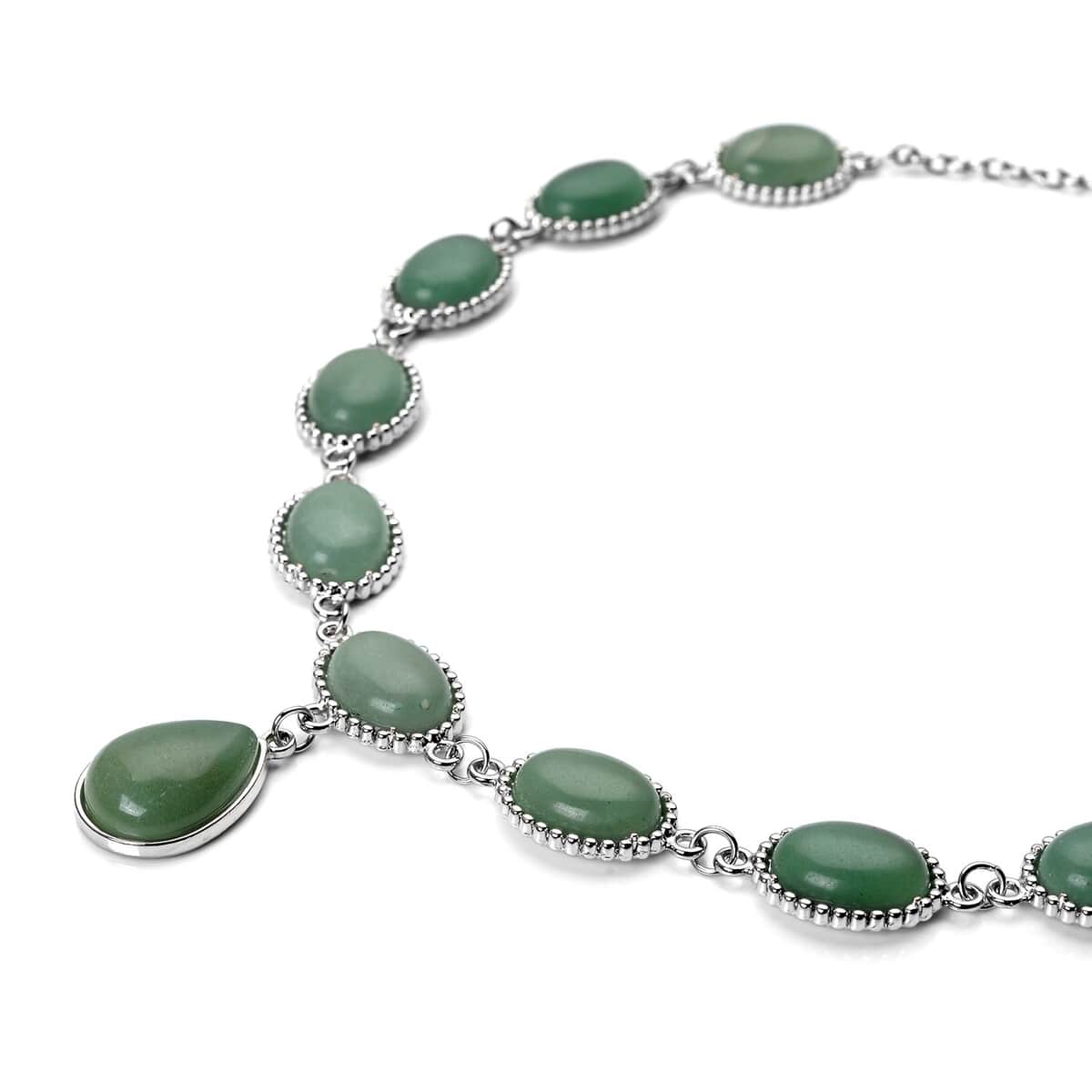Green Aventurine Pendant Necklace 18-20 Inches in Silvertone 150.00 ctw image number 3