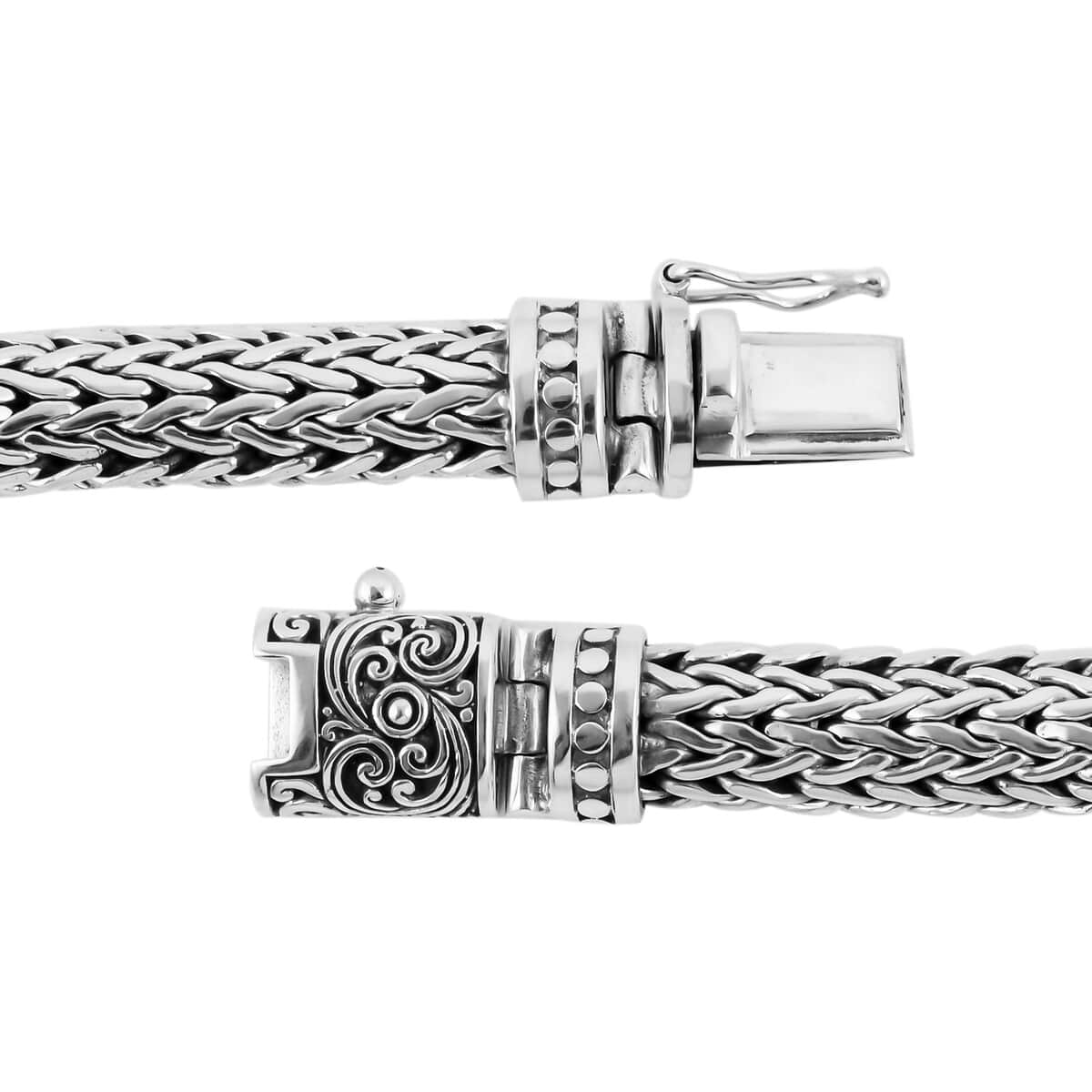 https://www.shoplc.com/bali-legacy-sterling-silver-tulang-naga-bracelet-6.75-in-58.85-grams/p/8919199.html image number 3