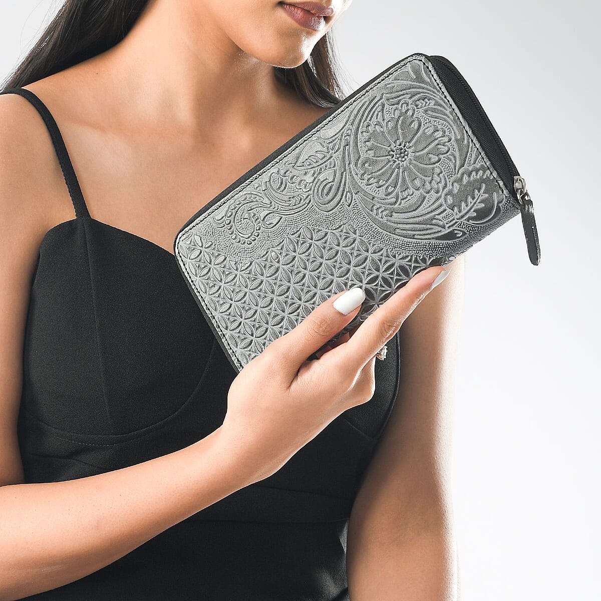 Black Hand Floral Embossed Genuine Leather RFID Women's Wallet image number 1