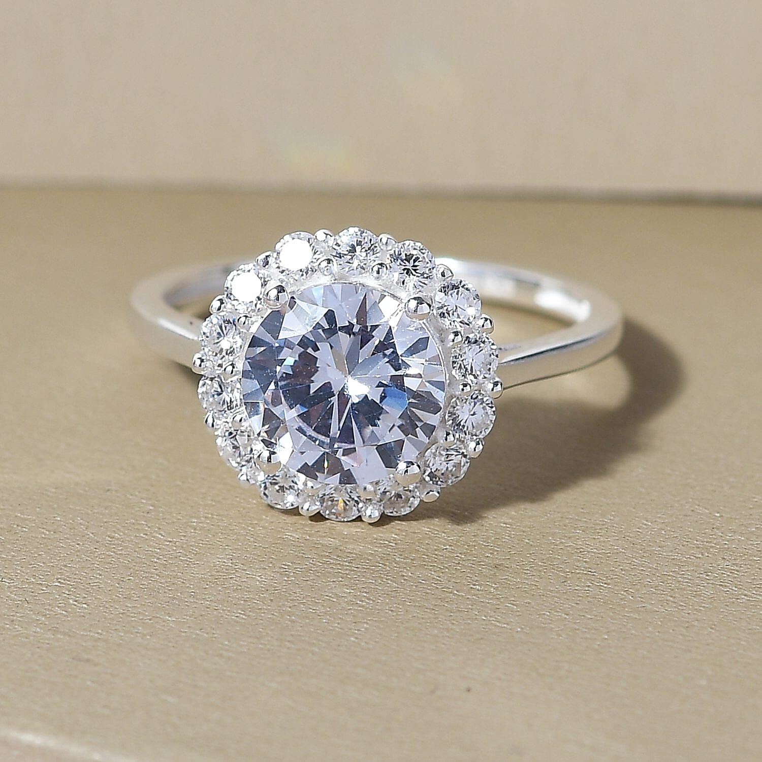 Simulated Diamond / 10 - Product card gallery slide 2 (9431375577343)