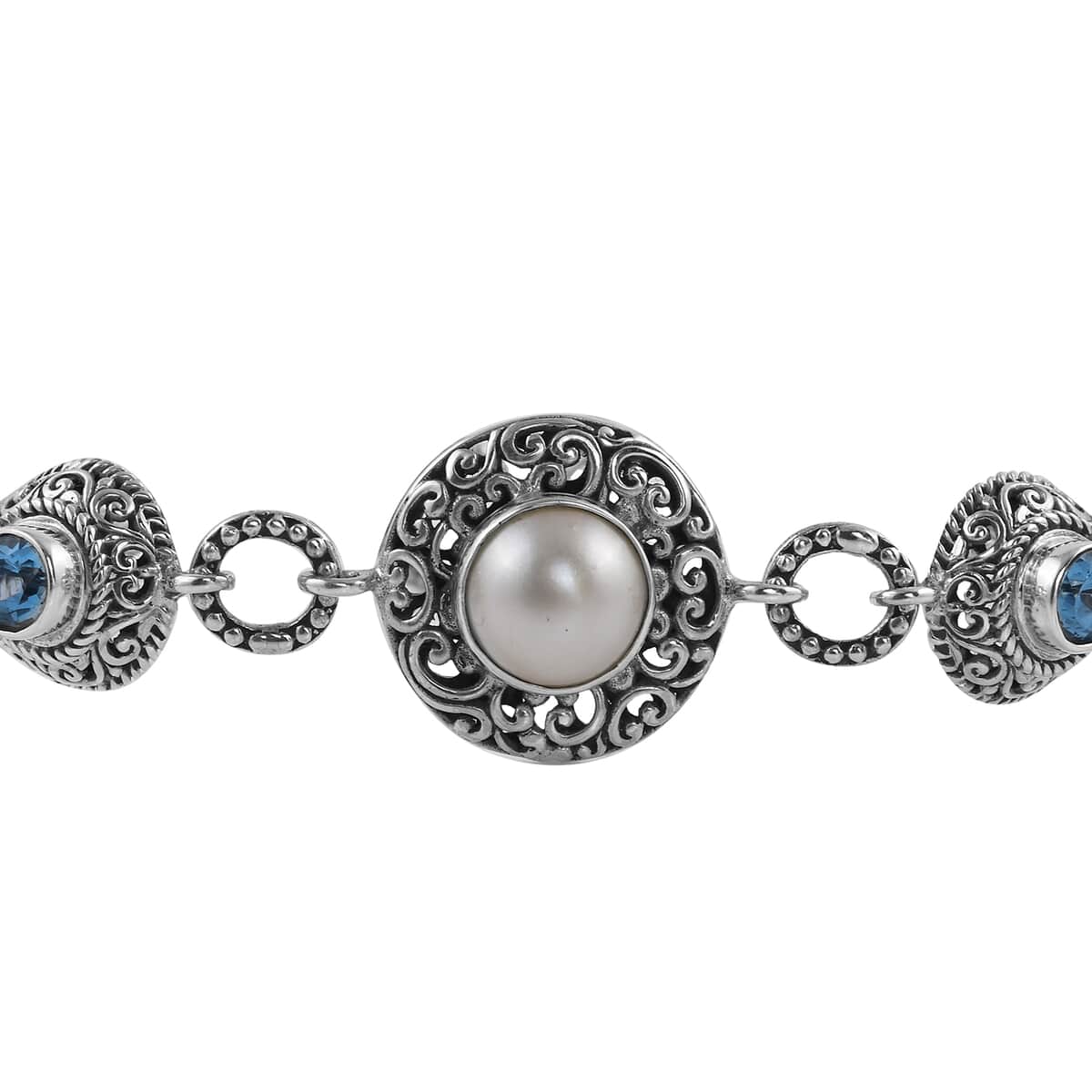 BALI LEGACY White Mabe Pearl, Sky Blue Topaz Bracelet in Sterling Silver (7.00 In) (20.75 g) 7.40 ctw image number 3